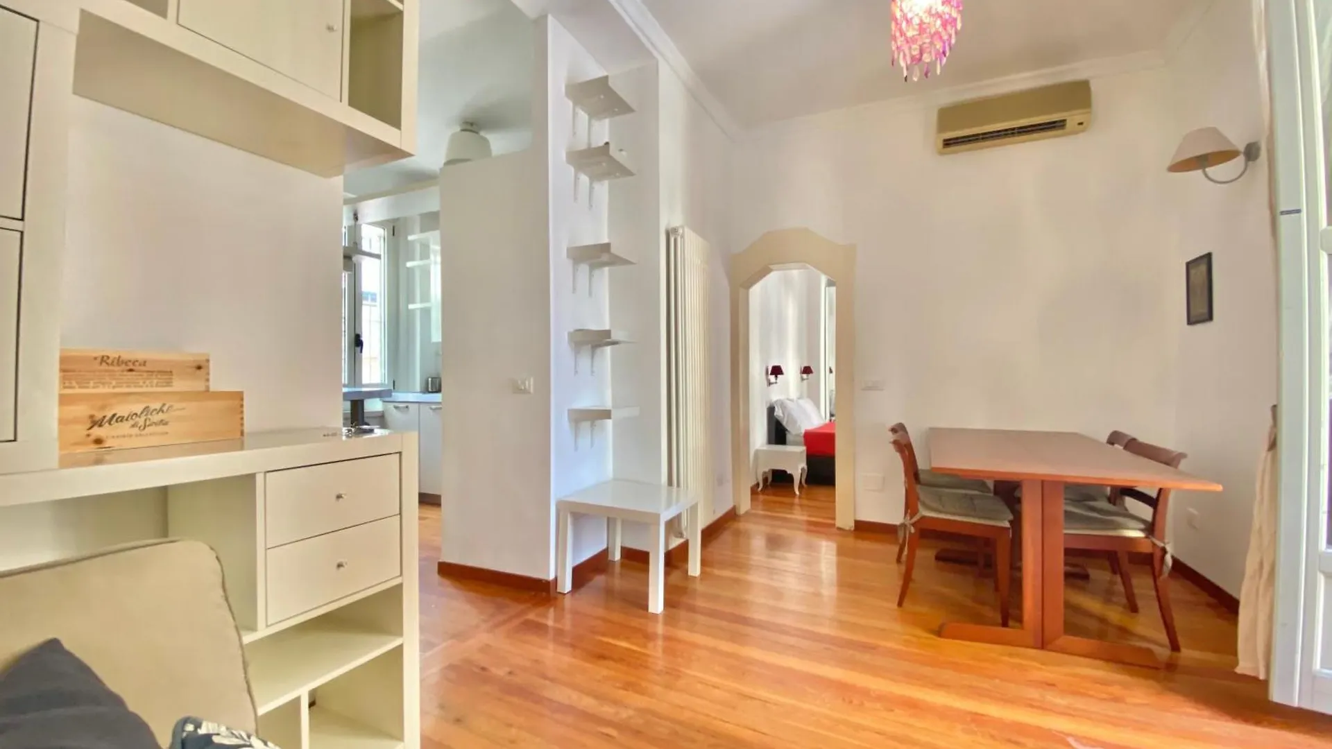 In Coorte Di Prestigio Home Milan 0*,  Italy